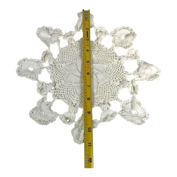 Vintage Crocheted Doilie Fancy 3d Flower SwirlEdge Design 11”x11” Centerpiece - Picture 4 of 4